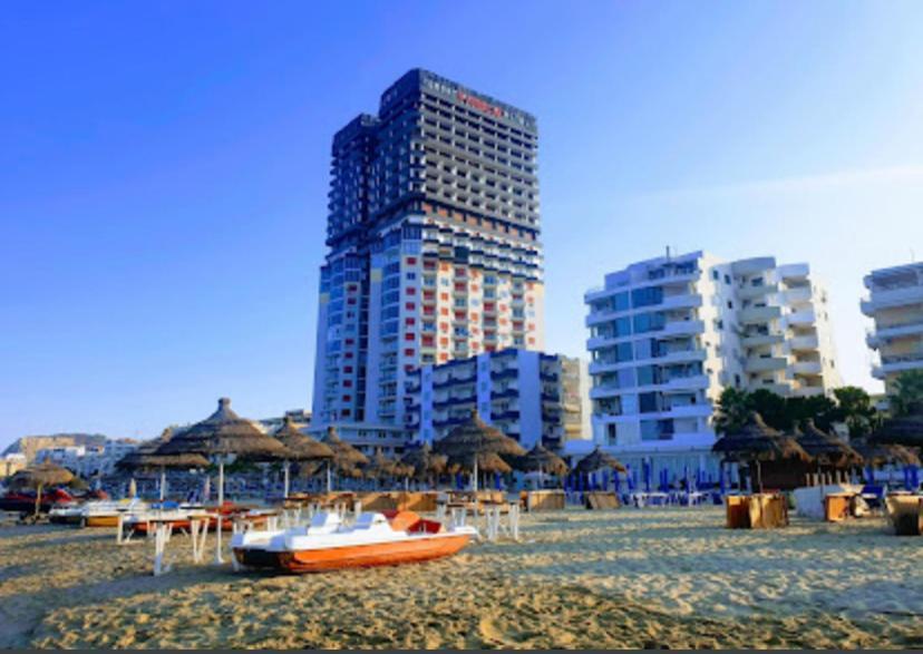 Lovely Studio Apartment Beachfront Durrës Exteriér fotografie